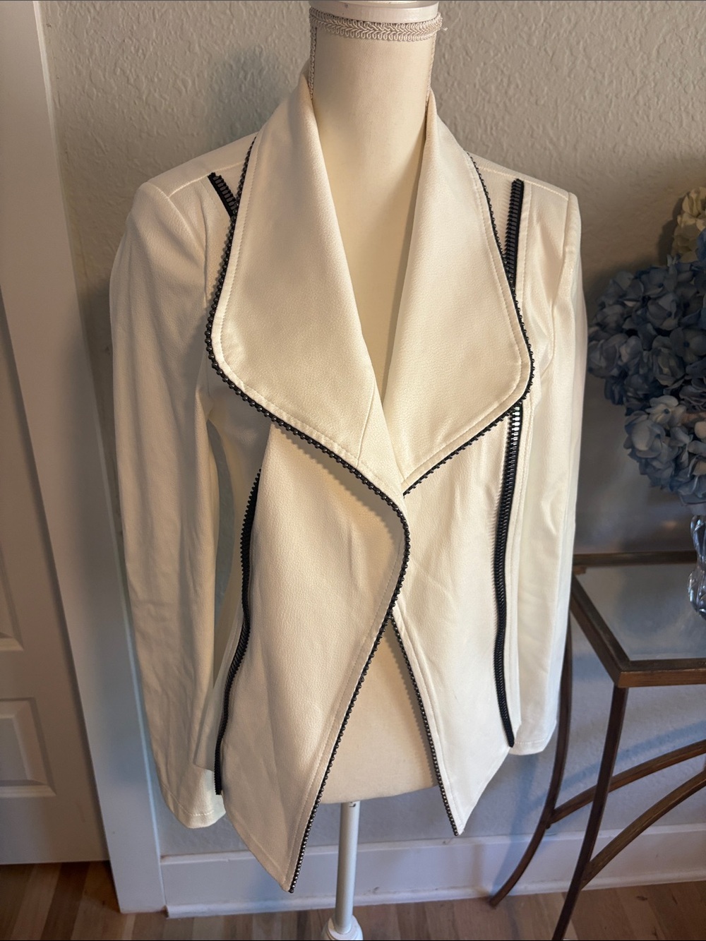 Insight faux leather White Open-Front Jacket with Black & Silver zipper Trim